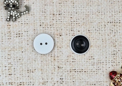 Пуговица костюмная, d 2,1 см