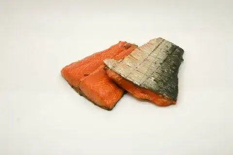 Кета хвосты горячего копчения, шт.