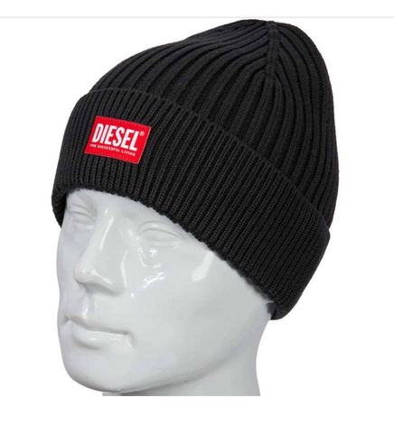 Шапка Diesel 055833