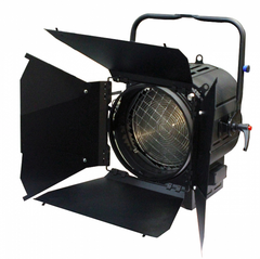 Прожектор светодиодный с линзой Френеля 200Вт Studio Led 100