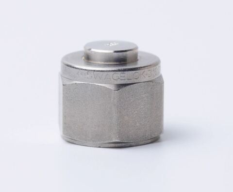 Swagelok SS-12M0-P - заглушка в обжимной фитинг 12 мм