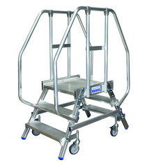 Лестница - платформа двухсторонняя 3 ступ. (820235)