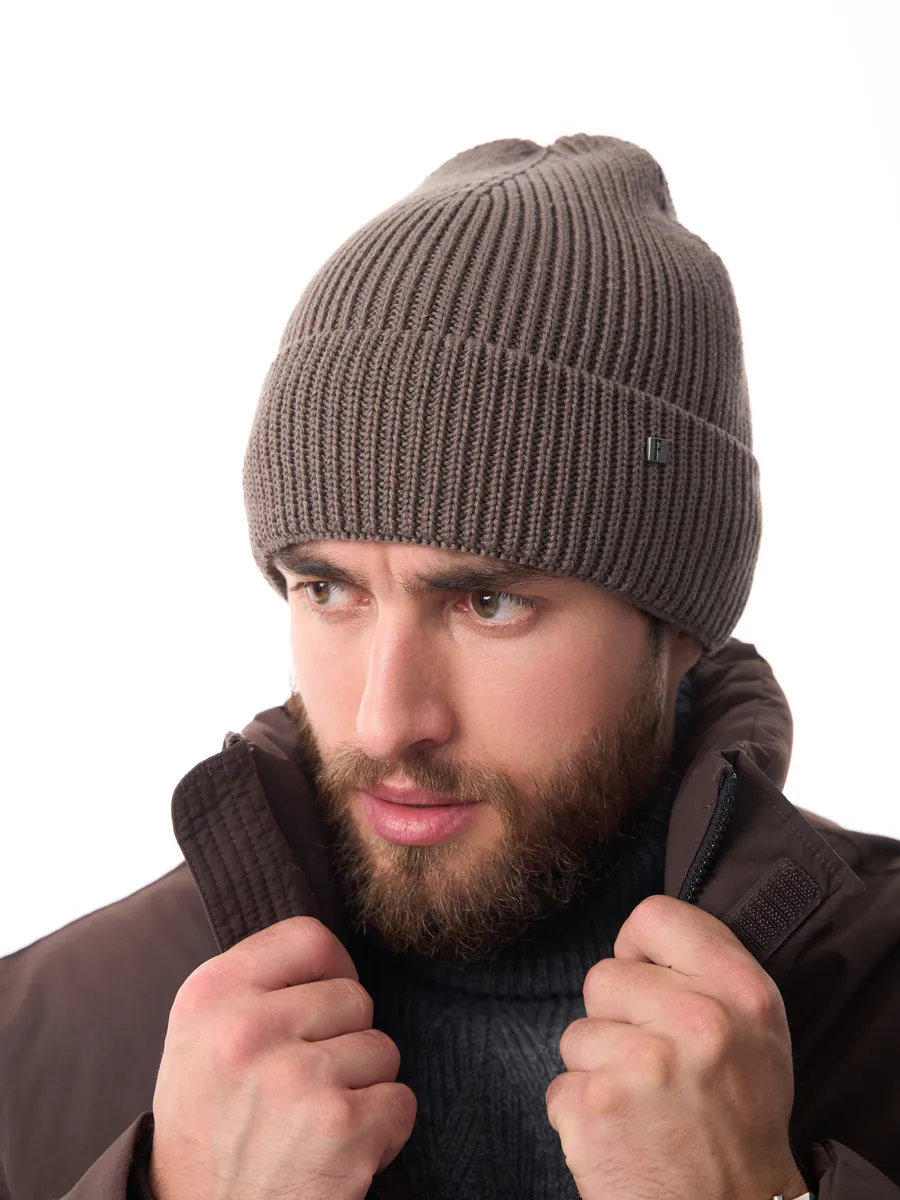 Шапка зимняя на флисе вязаная осень