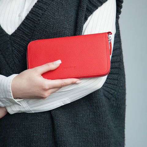 Кожаный кошелек женский, теленок красного цвета