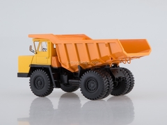 BELAZ-540A Dumper yellow-orange 1:43 Dealer models BELAZ