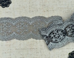 Вышивка на сетке люрекс, ш. 8 см, чёрный с серебром