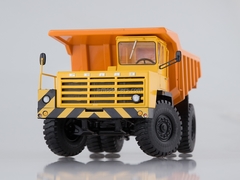 BELAZ-540A Dumper yellow-orange 1:43 Dealer models BELAZ
