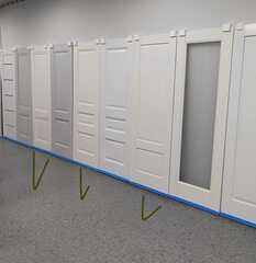 Межкомнатная дверь VFD (ВФД) C2 ДГ Emalex Mindwhite (белая c кремовым оттенком матовая без текстуры)