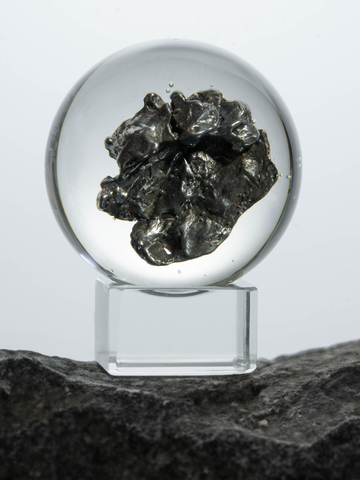 Метеорит Кампо дель Сьело в сфере