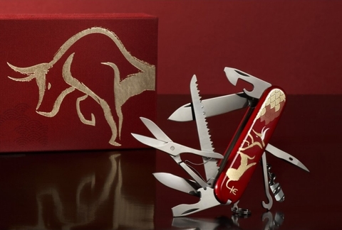 Нож складной Victorinox Huntsman Year of the Ox  LE 2021 (1.3714.E10)