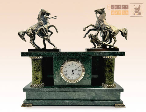 часы Аничков мост - Кони Клодта