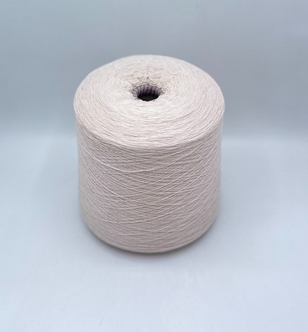 Бобинная пряжа, Cervino, 2/26 1300м/100гр. 93%Меринос 7%Кашемир, цвет-Миндальное молоко(110), 37045