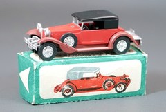 Stutz DV32 convertible closed IA-1932 USSR remake 1:43