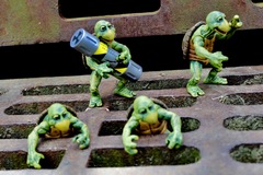 Фигурки NECA Teenage Mutnt Ninja Turtles: Baby Turtle Accessory Set (1990 Movie)