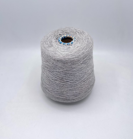 Бобинная пряжа (пр.Италия), 15/3 500 м/100гр,80% шерсть 20%полиамид, цвет-Серый меланж. арт.31100
