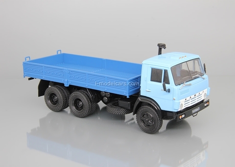 KAMAZ-5320 flatbed truck blue 1:43 DeAgostini Auto Legends USSR Trucks #24