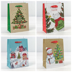 
          Пакет подарочный 14 х 20 х 8 см Набор 4 шт "Микс" (Микс)