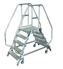 Лестница - платформа двухсторонняя 5 ступ. (820259)