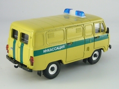 UAZ-3741 Collectors 1:43 Agat Mossar Tantal