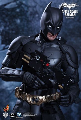 The Dark Knight Rises 1/4 Scale Batman