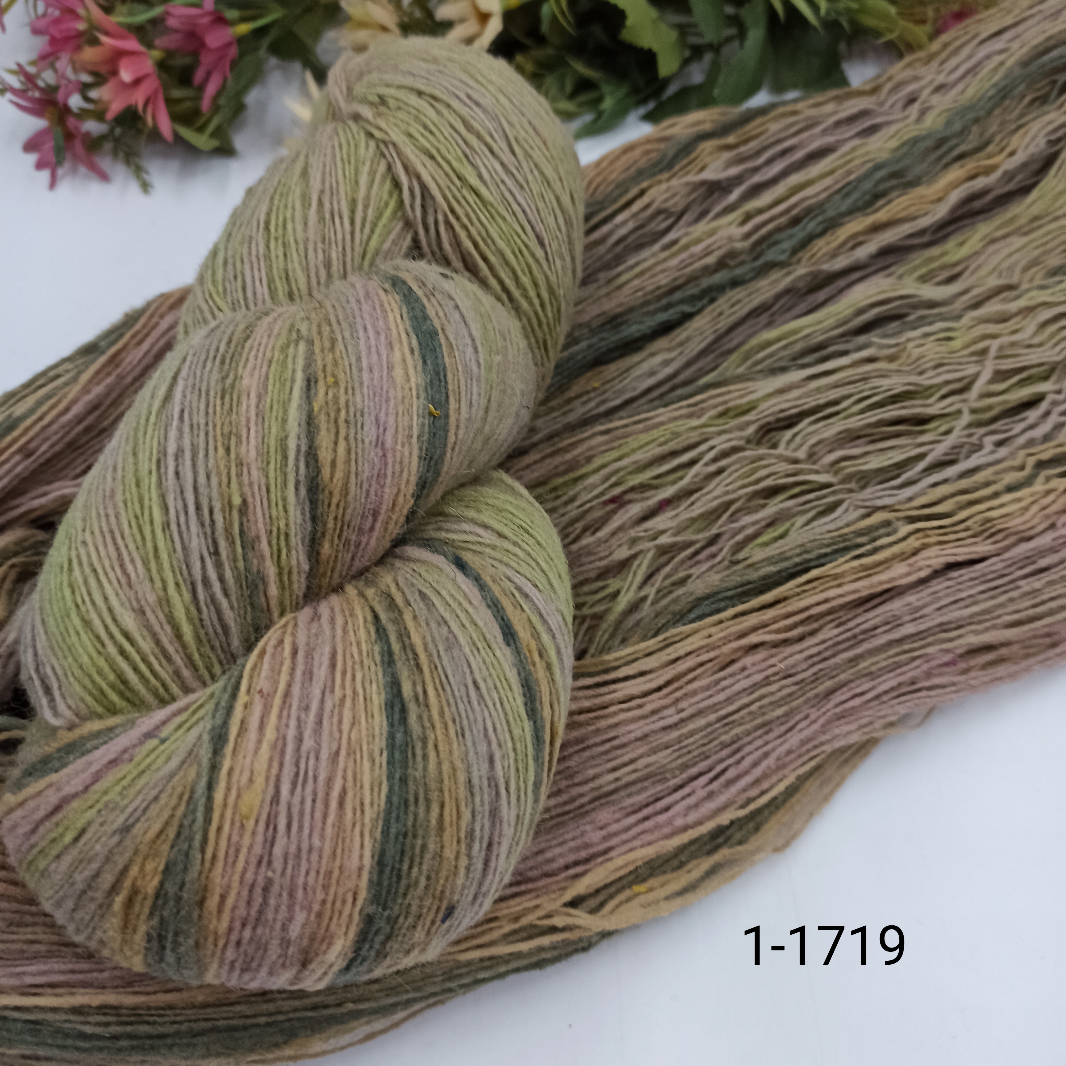 Дундага 6/1 шерсть секционного окрашивания 01-1719 420м/100гр