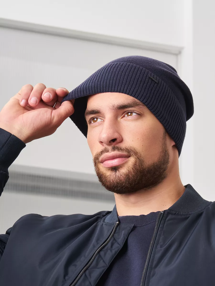 Шапка бини зимняя весенняя с флисом