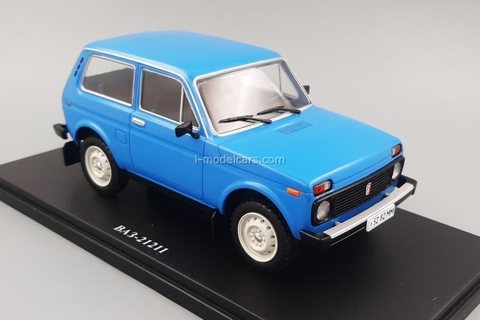 VAZ-21211 Niva Lada blue 1:24 Legendary Soviet cars Hachette #76