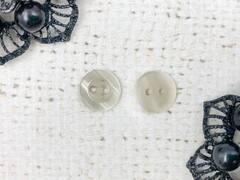 Пуговицы блузочные, d 1,1 см, 2 прокола, светло-бежевый