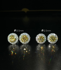 sergi-pusety-iz-serebra-925-proby-s-zheltymi-muassanitami