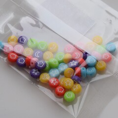 Цветные-белые символы