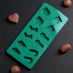 Силиконовая форма для конфет и шоколада Новогодние подарки 12 ячеек