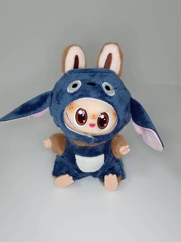Игрушка-брелок Лабубу в костюме