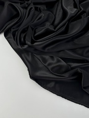 Вискозный атлас, Черный