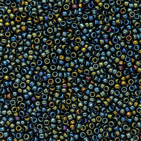 Японский бисер TOHO Round 15/0 (№84), металлизированный, непрозрачный глянцевый
