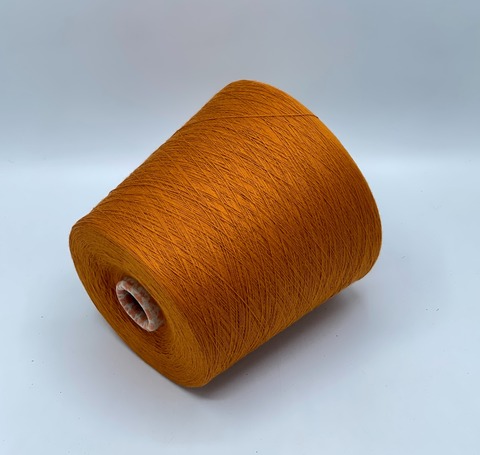 Бобинная пряжа,Cotton combed, 1693м. 100%Хлопок, Золотисто-оранжевый(138), 39340
