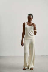 Топ ESSENTIAL, молочный