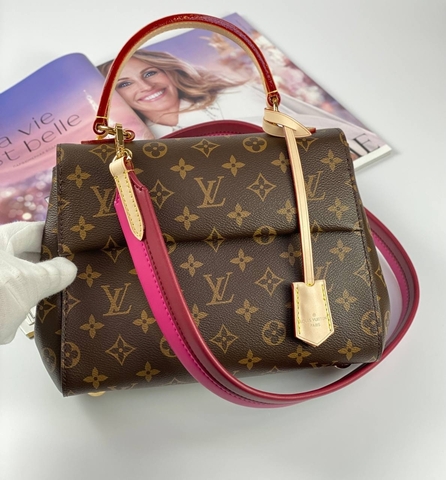 Сумка Louis Vuitton Cluny BB коричневый