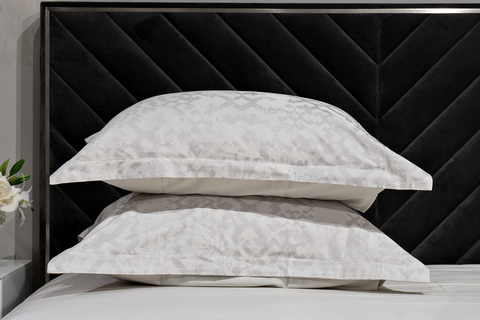 Простыня сатиновая на резинке Garda Decor 160x200x30 бежевая