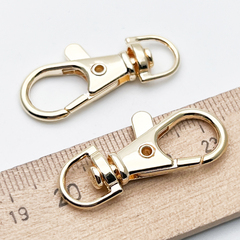 Замок-карабин, цвет золото, размер 34*14 мм, цена за 1 шт