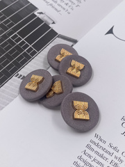 Пуговицы текстильные серые с золотом