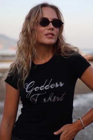 Футболка со стразами черный