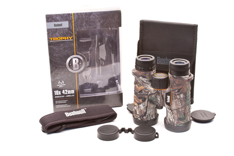 Бинокль Bushnell TROPHY 10x42 camo