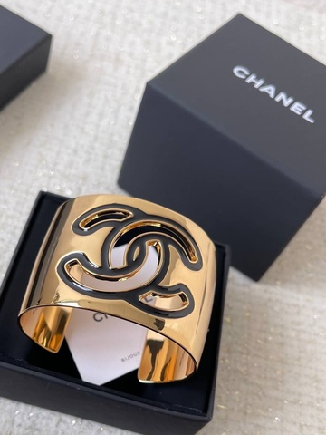Браслет широкий манжета Chanel