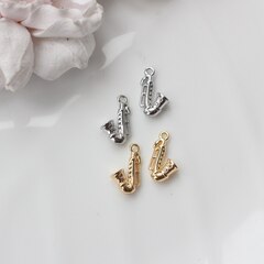 Подвеска Саксофон с фианитами 15*9 мм, родий, П016