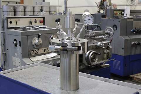 Лабораторный реактор РВД АН - 1