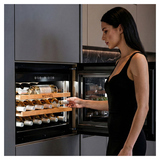 Винный шкаф MEYVEL MV19PRO-KBB1 49 л 592х572х455 мм сталь, черный