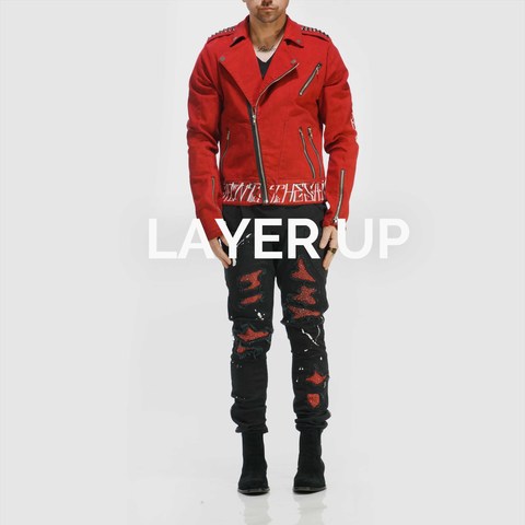 The Saints Sinphony | Куртка джинсовая мужская J069 GRIM REAPER BIKER JACKET RED TSJ069 перед на модели в полный рост