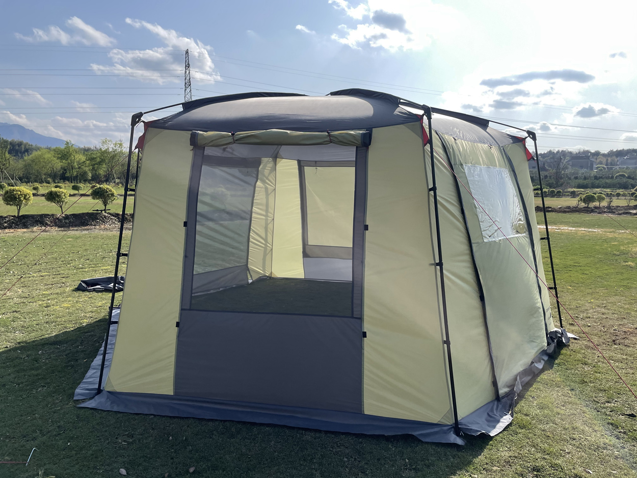 Кемпинговые палатки и шатры