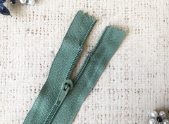 Молния брючная спираль полуавтомат, L 20 см, Т3, н/р, серо-зелёный