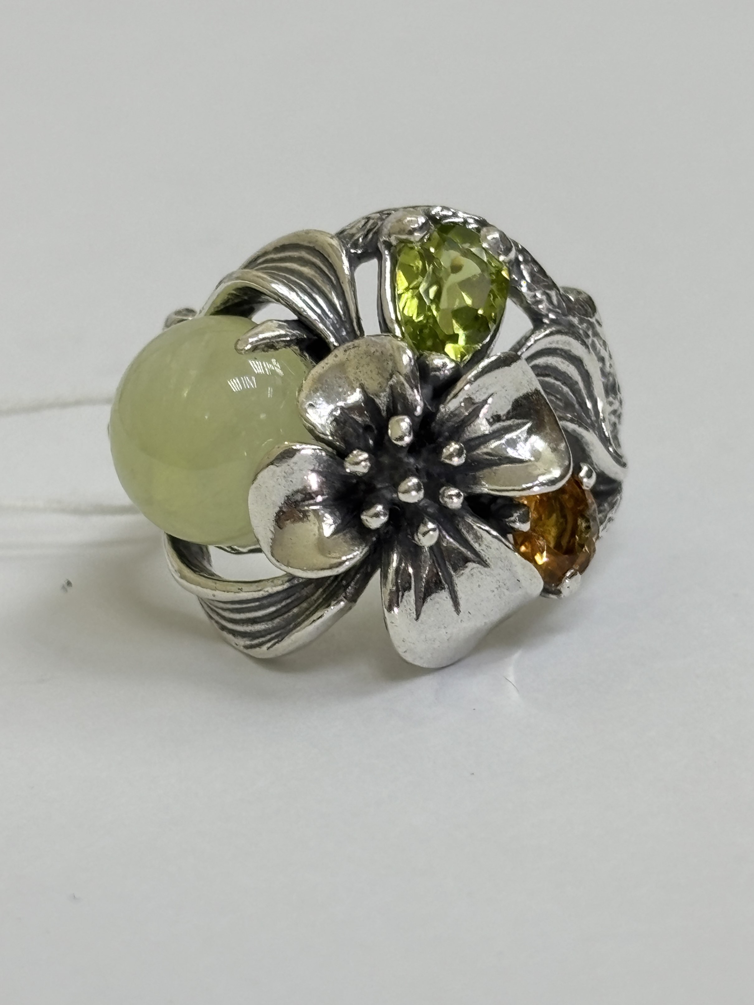 Магнолия (кольцо из серебра)